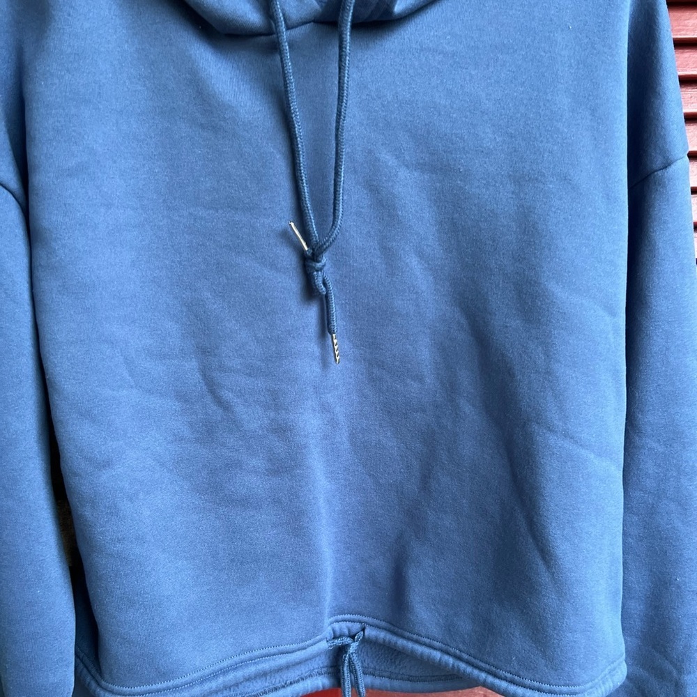 SHEIN drawstring pullover long sleeve large blue hoodie - Women’s - Picture 7 of 12